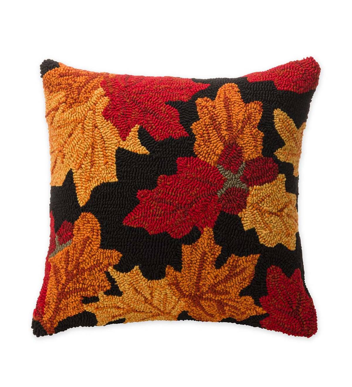 Indoor/Outdoor Falling Leaves Hooked Polypropylene Throw Pillow