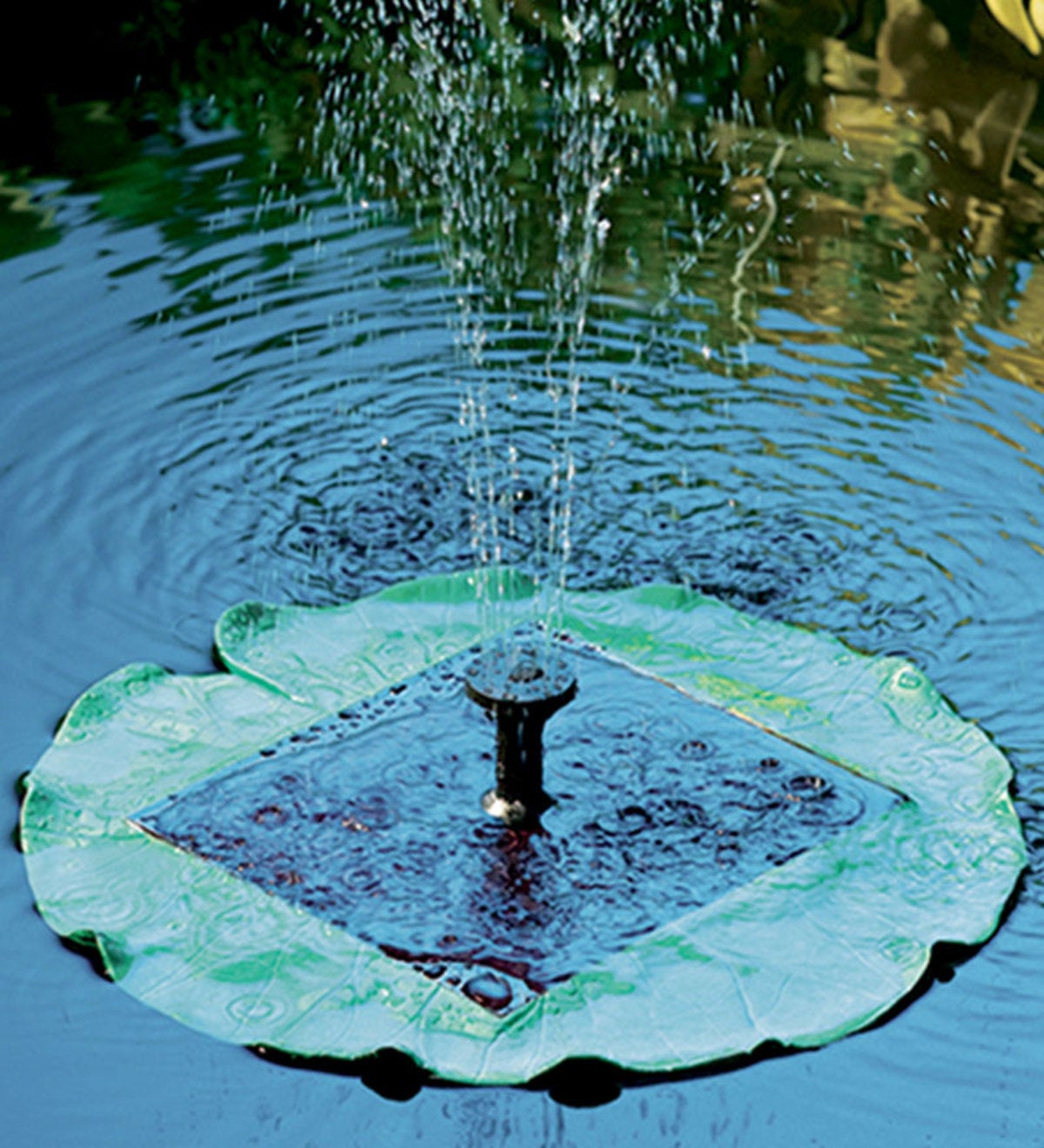 Solar Lily Pad Fountain