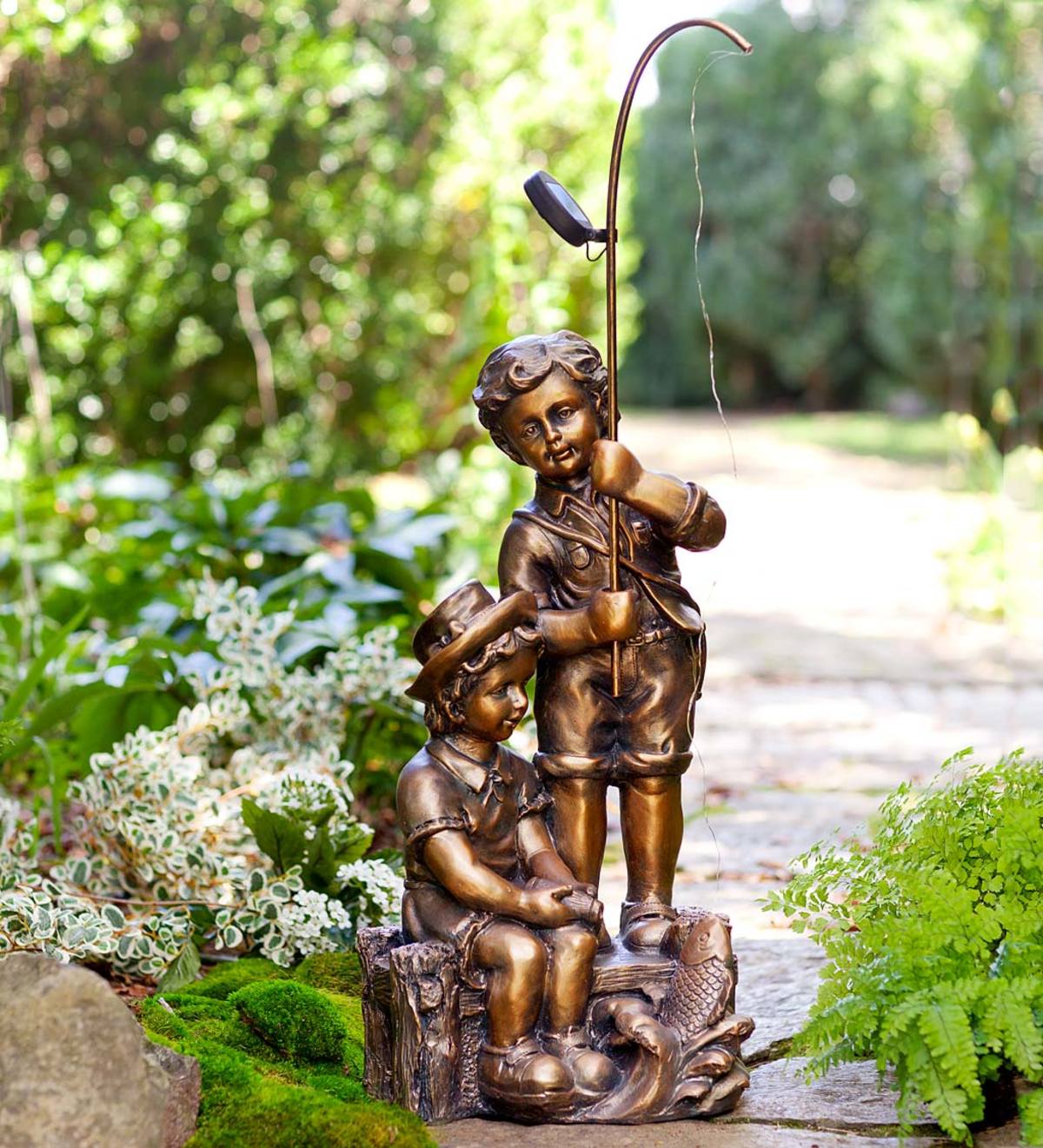 Solar Lighted Boy and Girl Fishing Statue