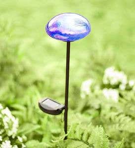 Solar Glowing Glass Globe Garden Stake - Green