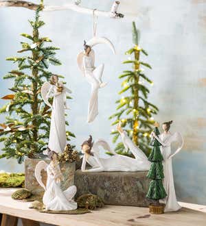 Seated Angel with Cat Indoor/Outdoor Holiday Sculpture
