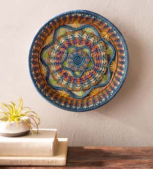 Handmade Guatemalan Rosenda Star-Pattern Pine Needle, Grass and Raffia Basket