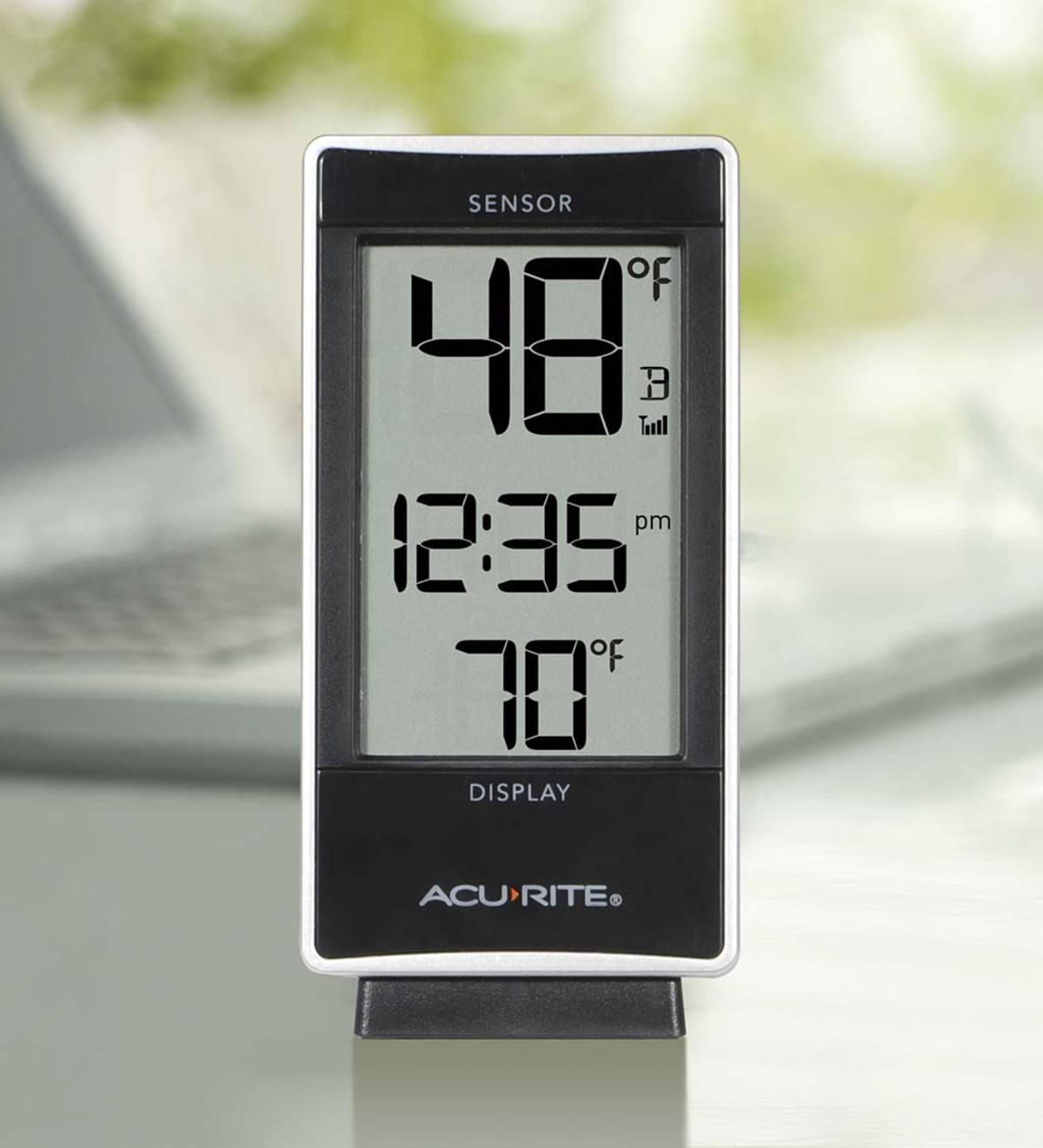 AcuRite Digital Clock and Thermometer with Remote Sensor