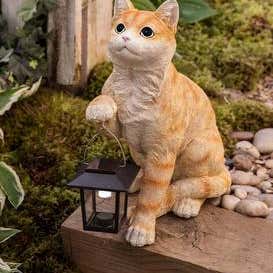 Realistic Resin Cat Sculpture with Solar-Powered Lantern