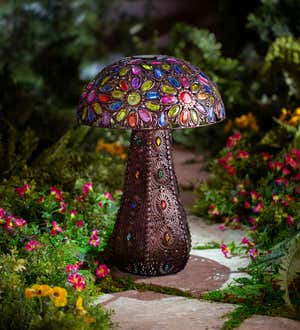 Metal Solar Lighted Mushroom with Colorful Acrylic Beads