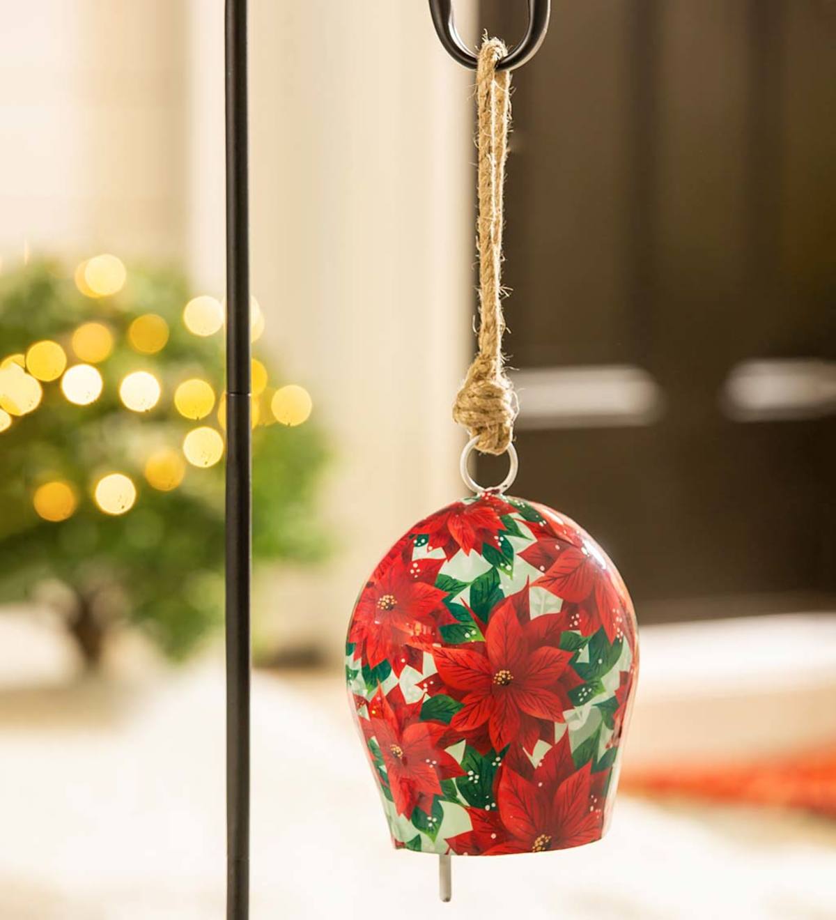 Poinsettia Metal Bell Chime