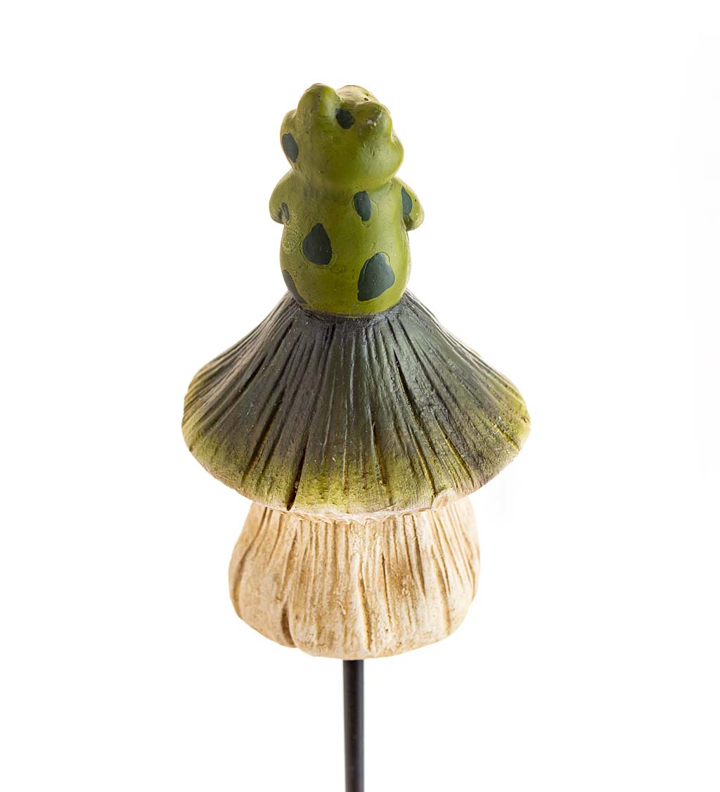 Frogs on Toadstools Garden Stakes, Set of 3