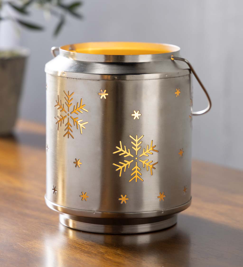 Indoor/Outdoor Metal Snowflake Lantern