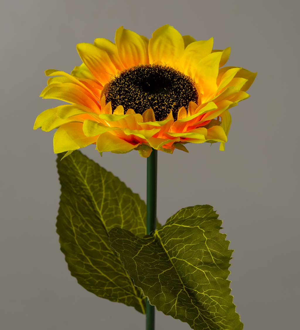 Solar-Powered Sunflower Garden Stake