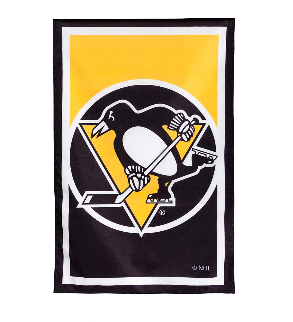 Polyester Burlap Hockey Team House Flag swatch image