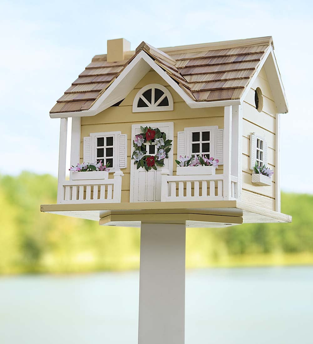 Wreath Cottage Birdhouse with Pedestal