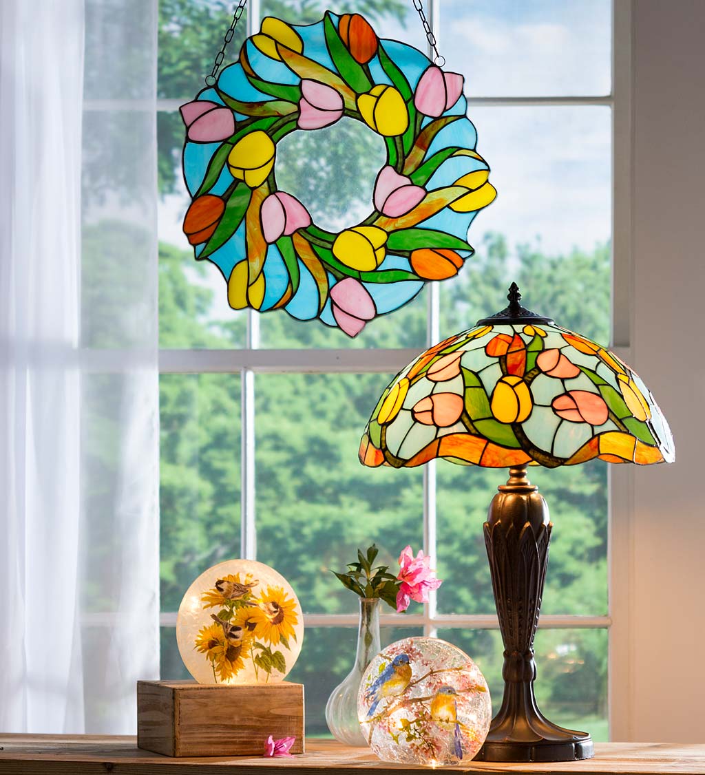 Tiffany-Style Stained Glass Tulip-Themed Table Lamp