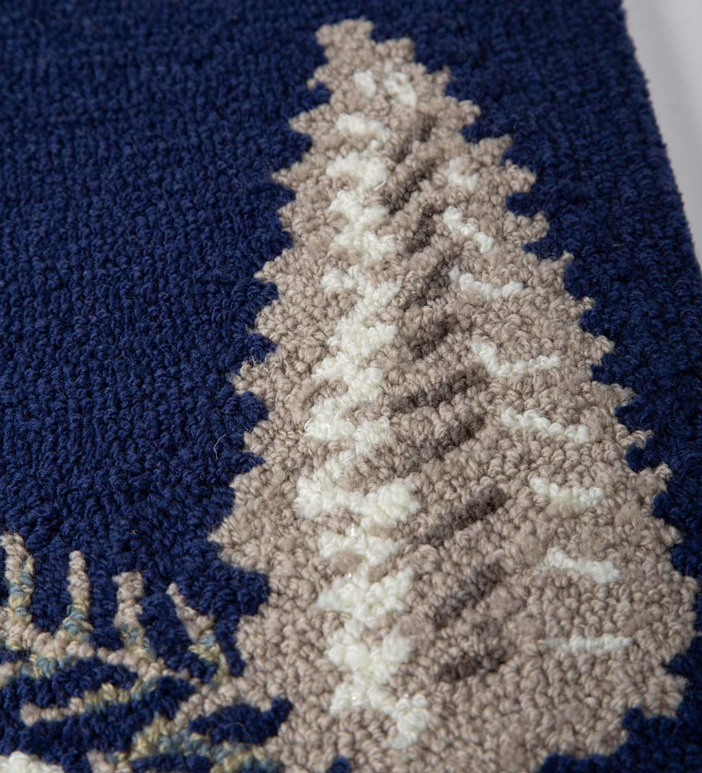 Indoor/Outdoor Hand-Hooked Silver and Blue Evergreen Trees Accent Rug