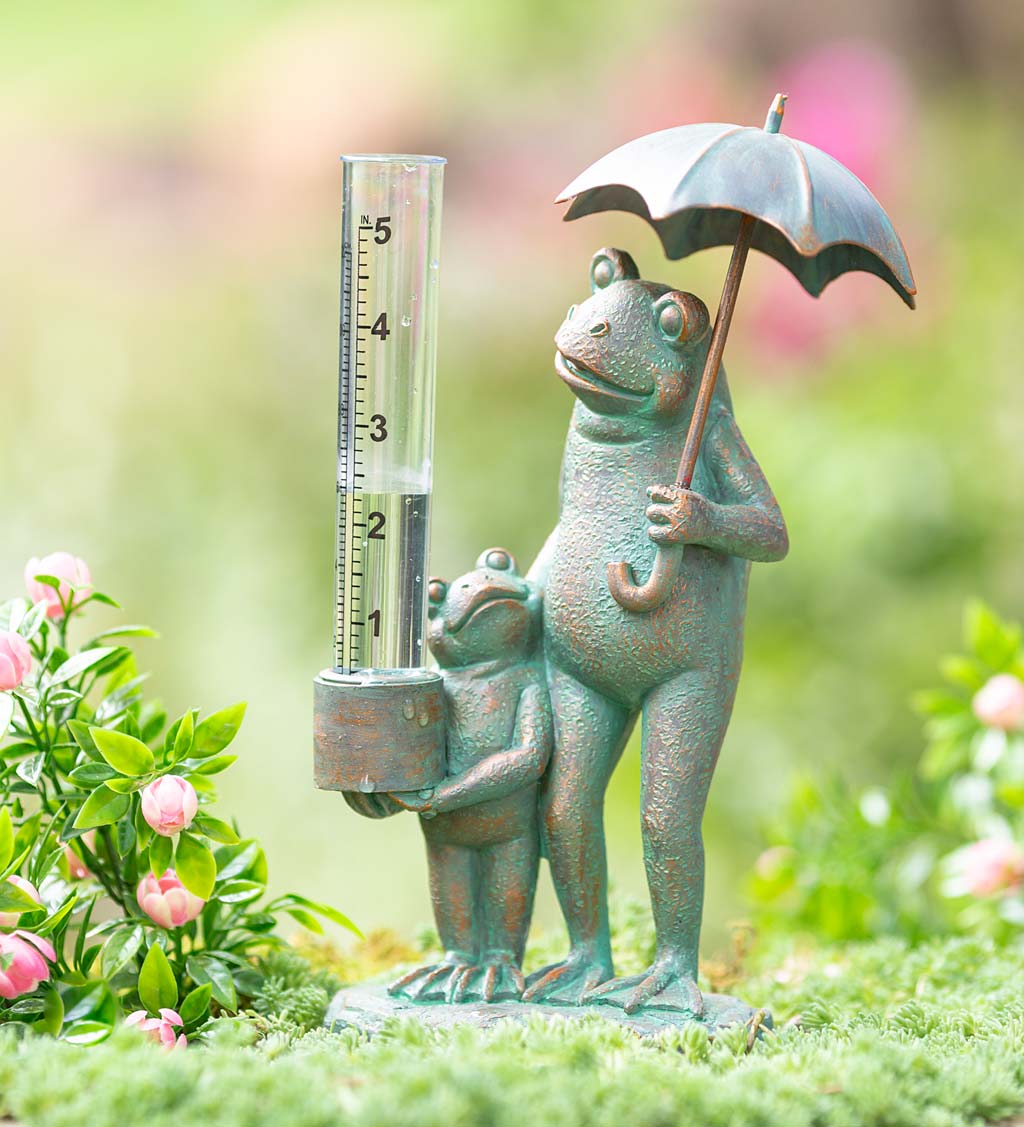 Wind & Weather 3.5-Inch Long by 5.5-Inch Wide by 9-Inch High Father and Son Frogs with Umbrella and Acrylic Rain Gauge That Measures Up to Five Inches of Rain 