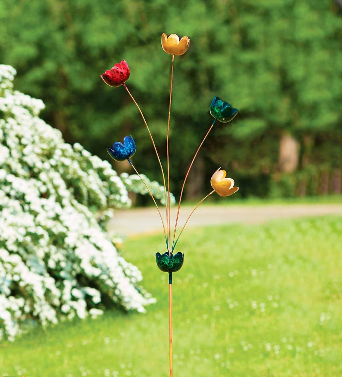 Handcrafted Multicolor Metal Lily Cup Chime Garden Stake