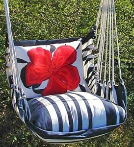 Swing with Pink or White Daisy Pillow
