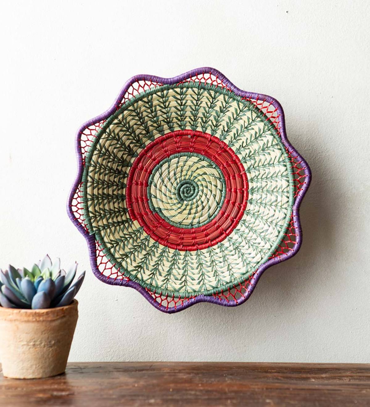 Handmade Guatemalan Josefina Wavy-Border Pine Needle Basket