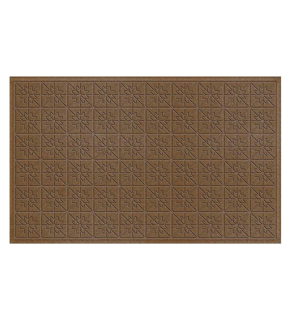 Waterhog™ Doormat with Star Quilt Pattern swatch image