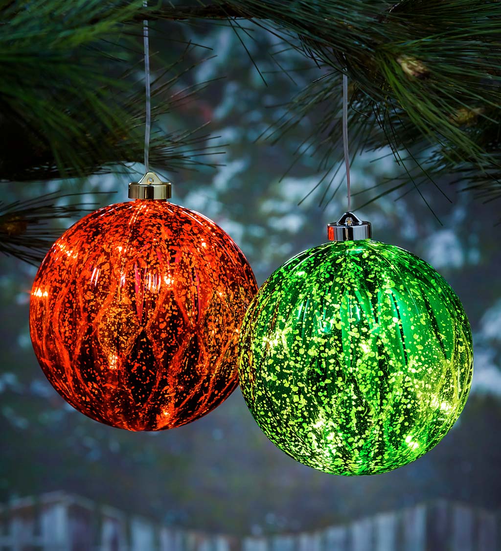 Indoor/Outdoor Shatterproof Holiday LED Lighted Hanging Ornament, Green ...