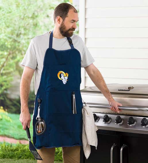 Image of an NFL sports grilling apron. Shop gifts for Sports Lovers